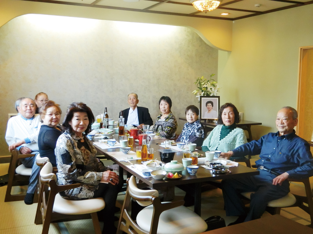 偲ぶ会山本家